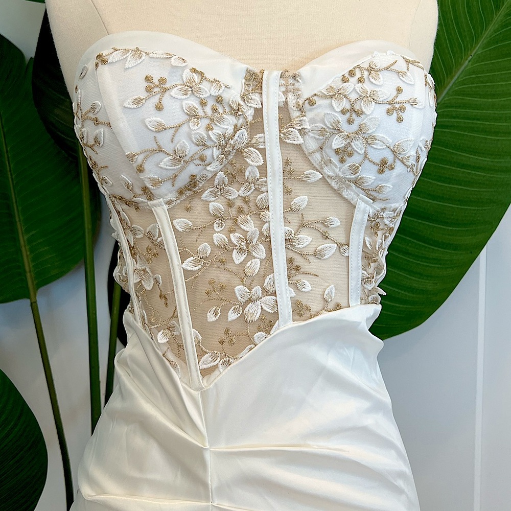 LOVING U White Floral Embroidery Mesh Bustier Dress, Size: S